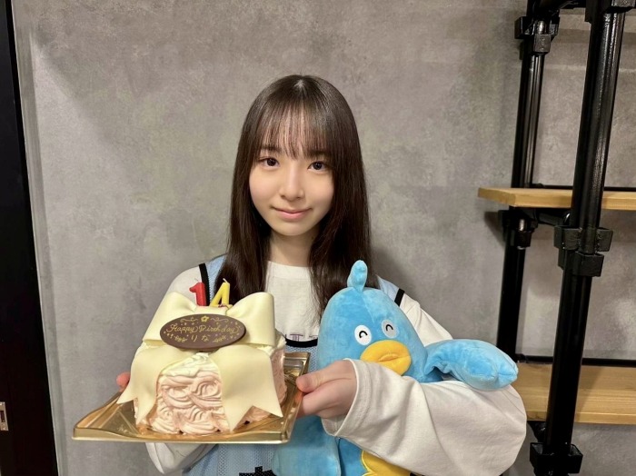 渡辺莉奈 鬼かわなタンクトップグラビア画像他！