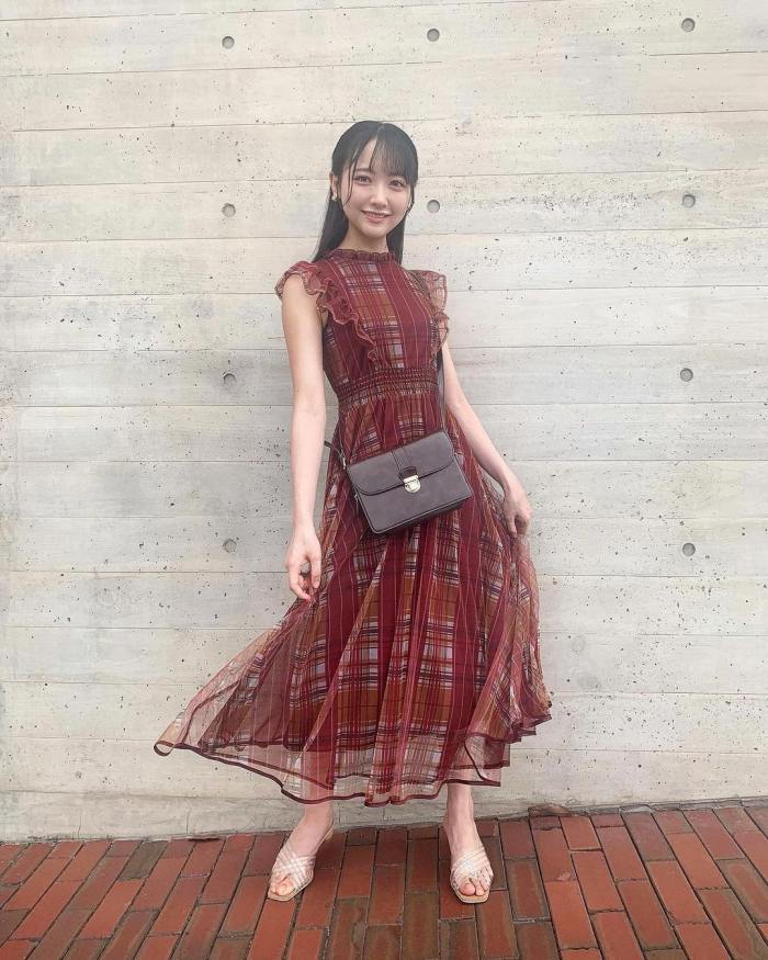 石田千穂 めちゃかわな水着グラビア画像！！