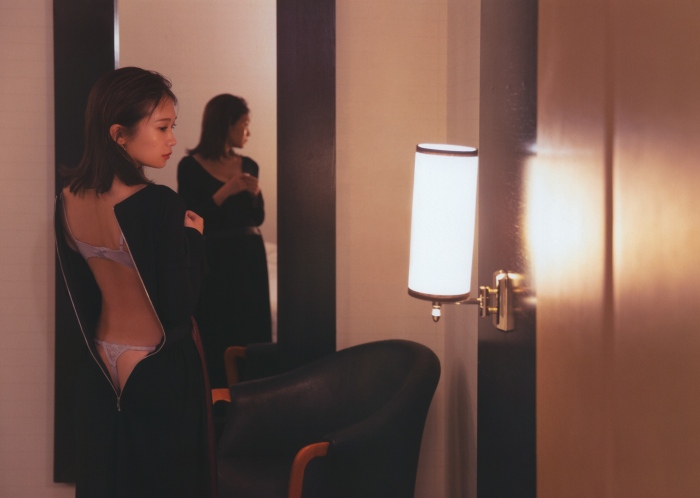 秋元真夏 激かわな水着・ランジェリー画像！