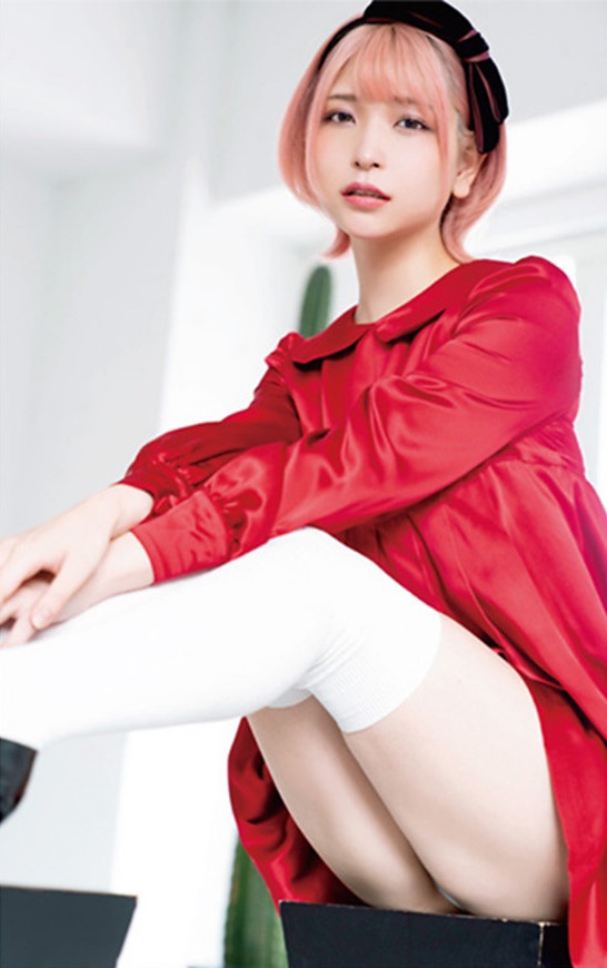 あまつまりな 脱ぎすぎ水着＆下着グラビア画像！