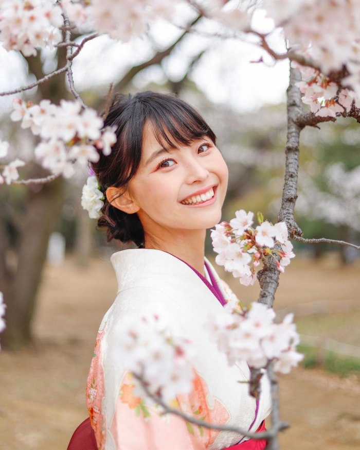 渡邊渚 おっぱいが凄い水着グラビア他画像！