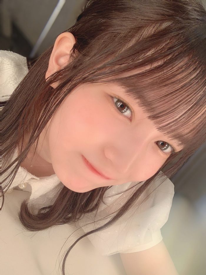 黒嵜菜々子 ふわふわボインの水着グラビア画像！