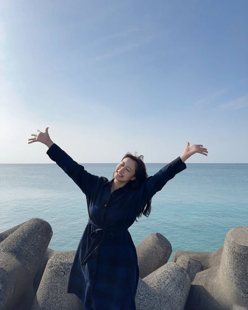 溝端葵 激かわボインな水着グラビア画像ほか！