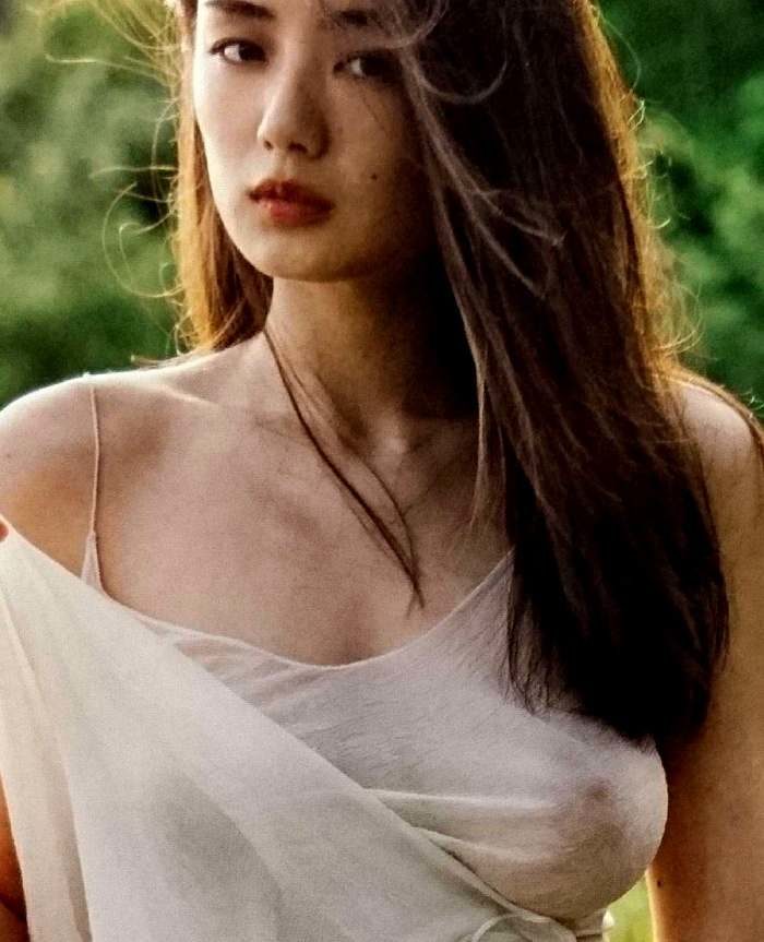 片山萌美 濡れ場ヌード＆水着グラビア画像！