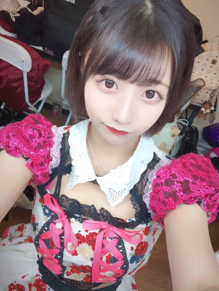 鈴木優香 ちょっと脱ぎすぎ水着グラビア画像！