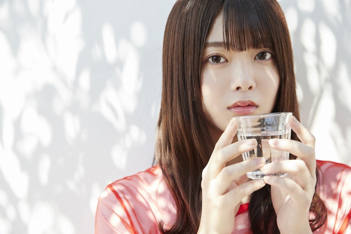 田村保乃 ナチュラルな激かわ水着グラビア画像！