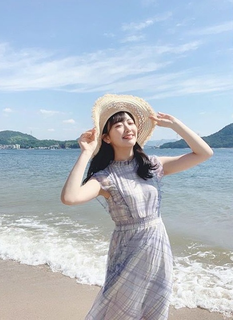 石田千穂 めちゃかわな水着グラビア画像！！