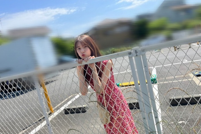 菅原咲月 すべすべ美脚の激かわグラビア画像！