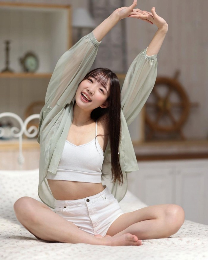 波崎天結 ハイレグが凄い水着グラビア画像！