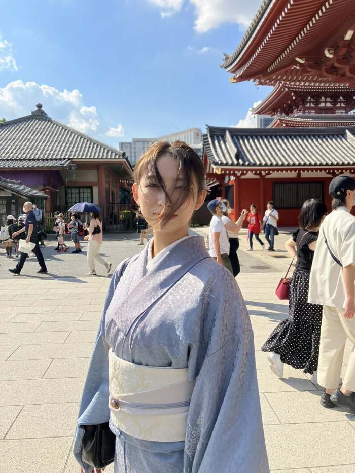 うらら 小顔美女の下着＆水着グラビア画像！