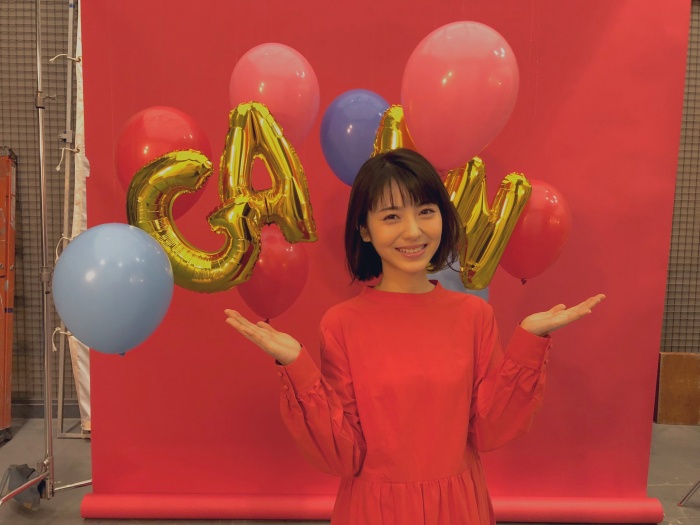 浜辺美波 鬼かわな水着＆浴衣グラビア画像！