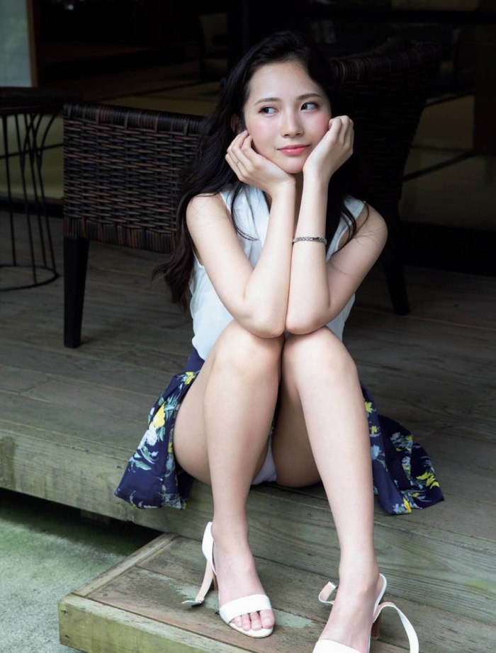 街山みほ 美乳ヘアヌード＆水着グラビア画像！