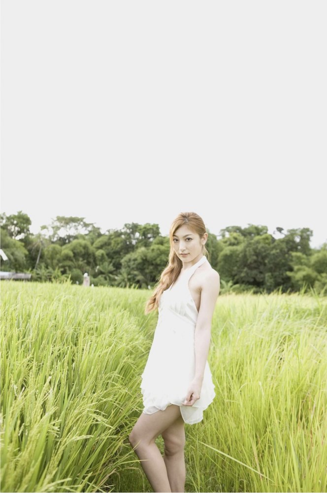 熊田曜子 グラマラスな水着グラビア画像他！