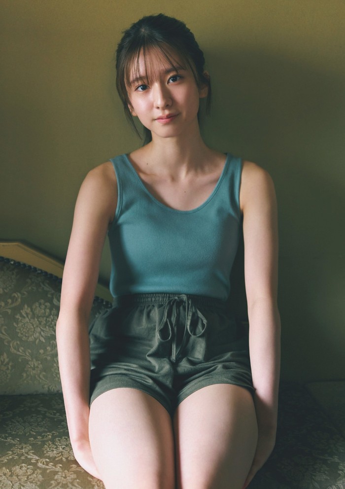 菅原咲月 すべすべ美脚の激かわグラビア画像！