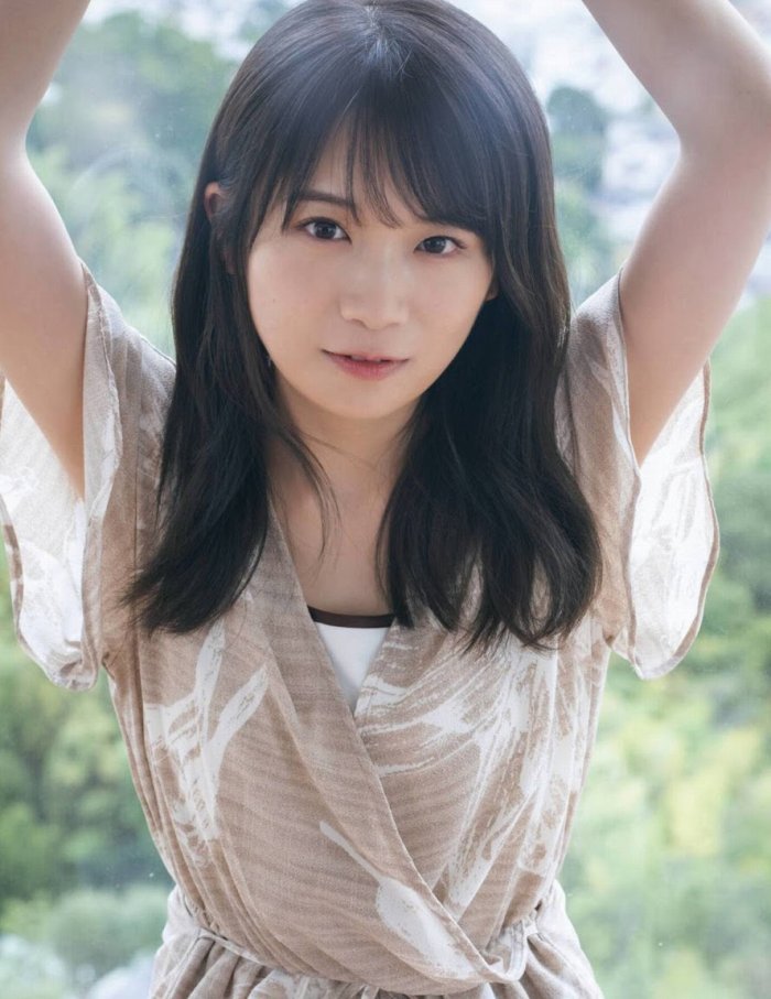 秋元真夏 激かわな水着・ランジェリー画像！