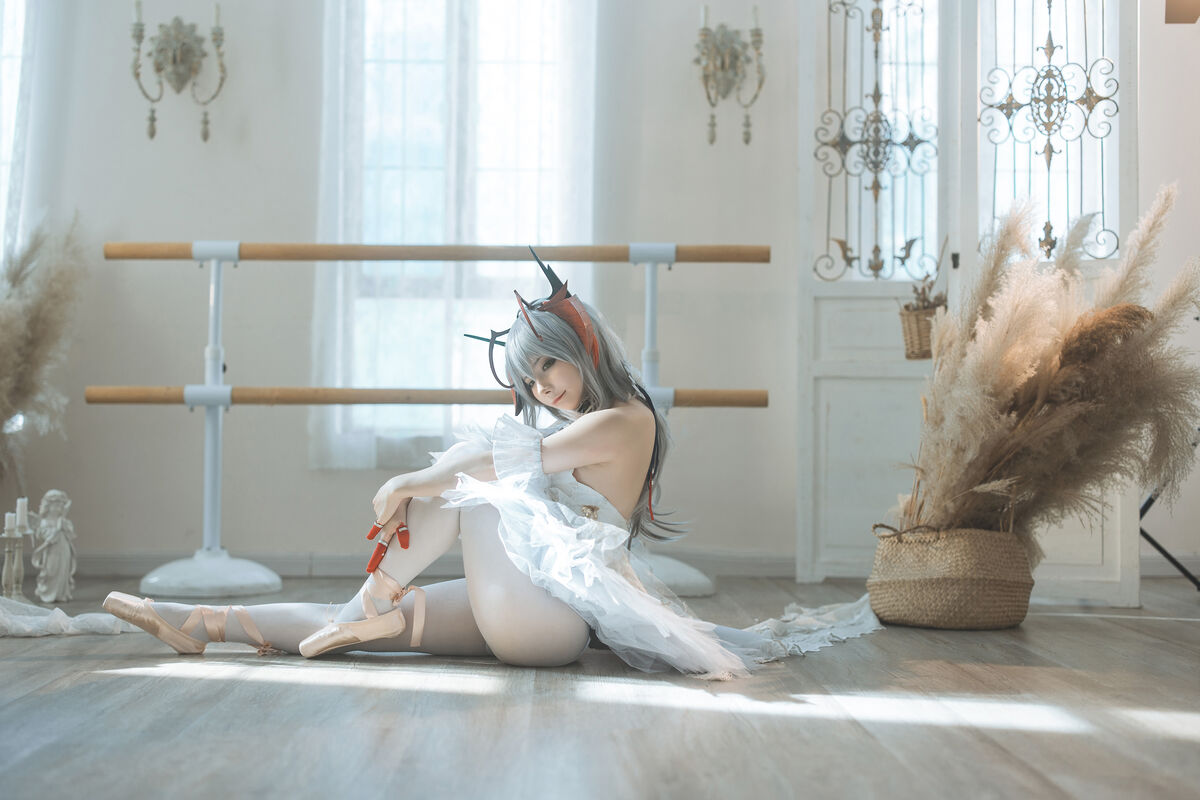 Coser@是三不是世w - 明日方舟 W 芭蕾