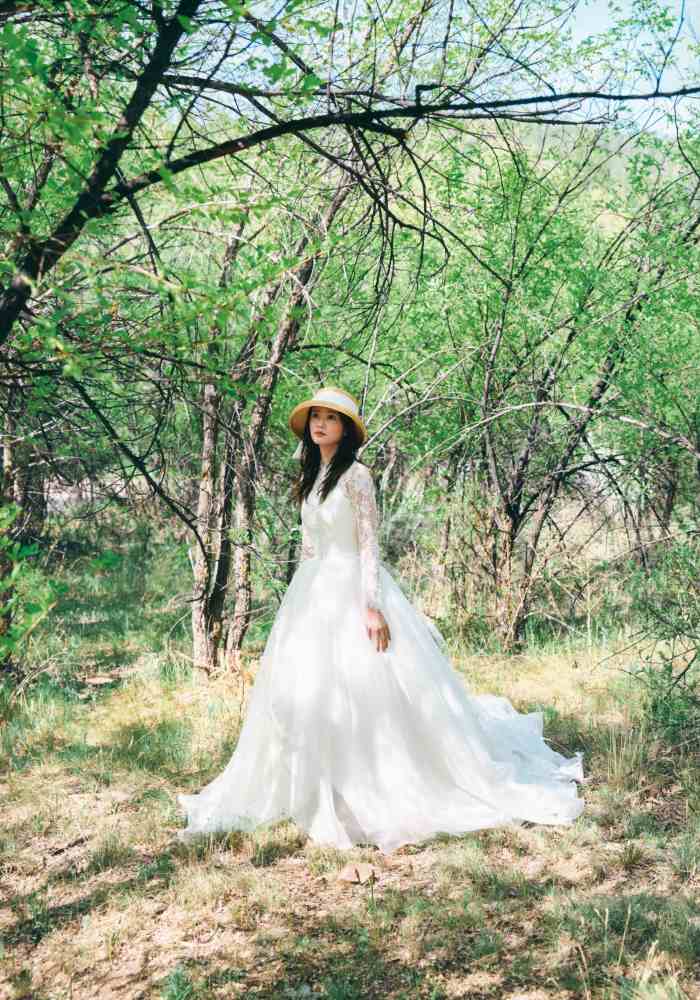 田村保乃 ナチュラルな激かわ水着グラビア画像！