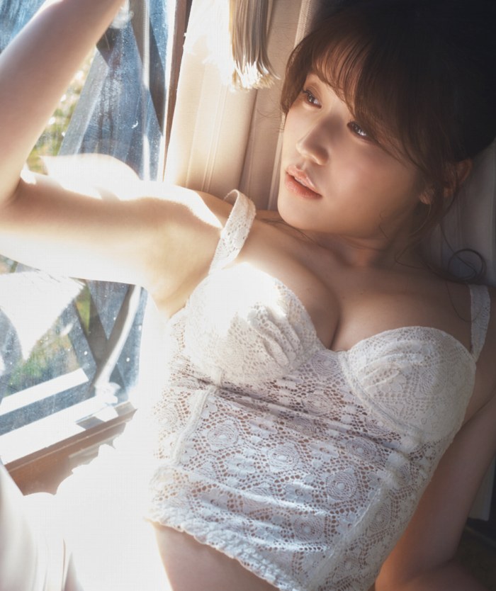 小日向ゆか 萌えるEカップの水着グラビア画像！