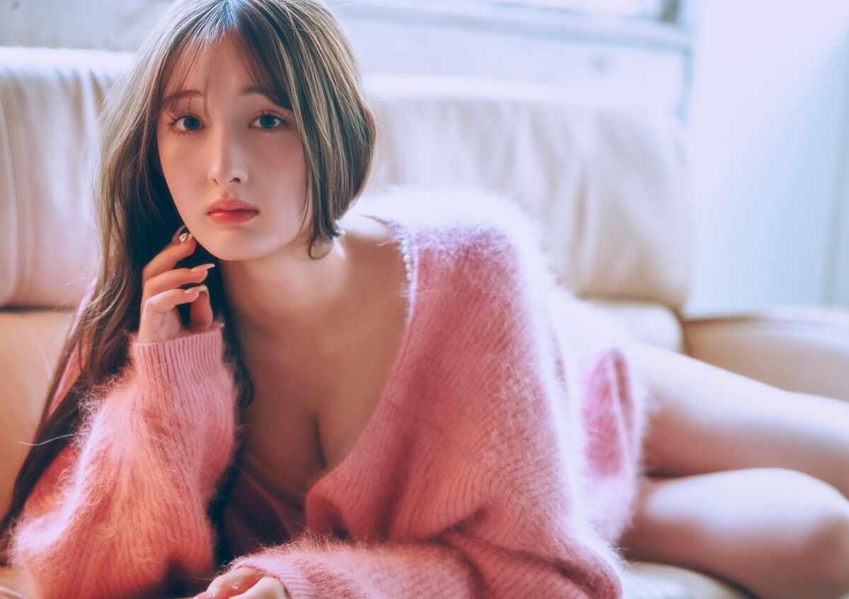 Cecile Nana 菜那セシル - BUBKAデジタル写真集 冬のヒロイン