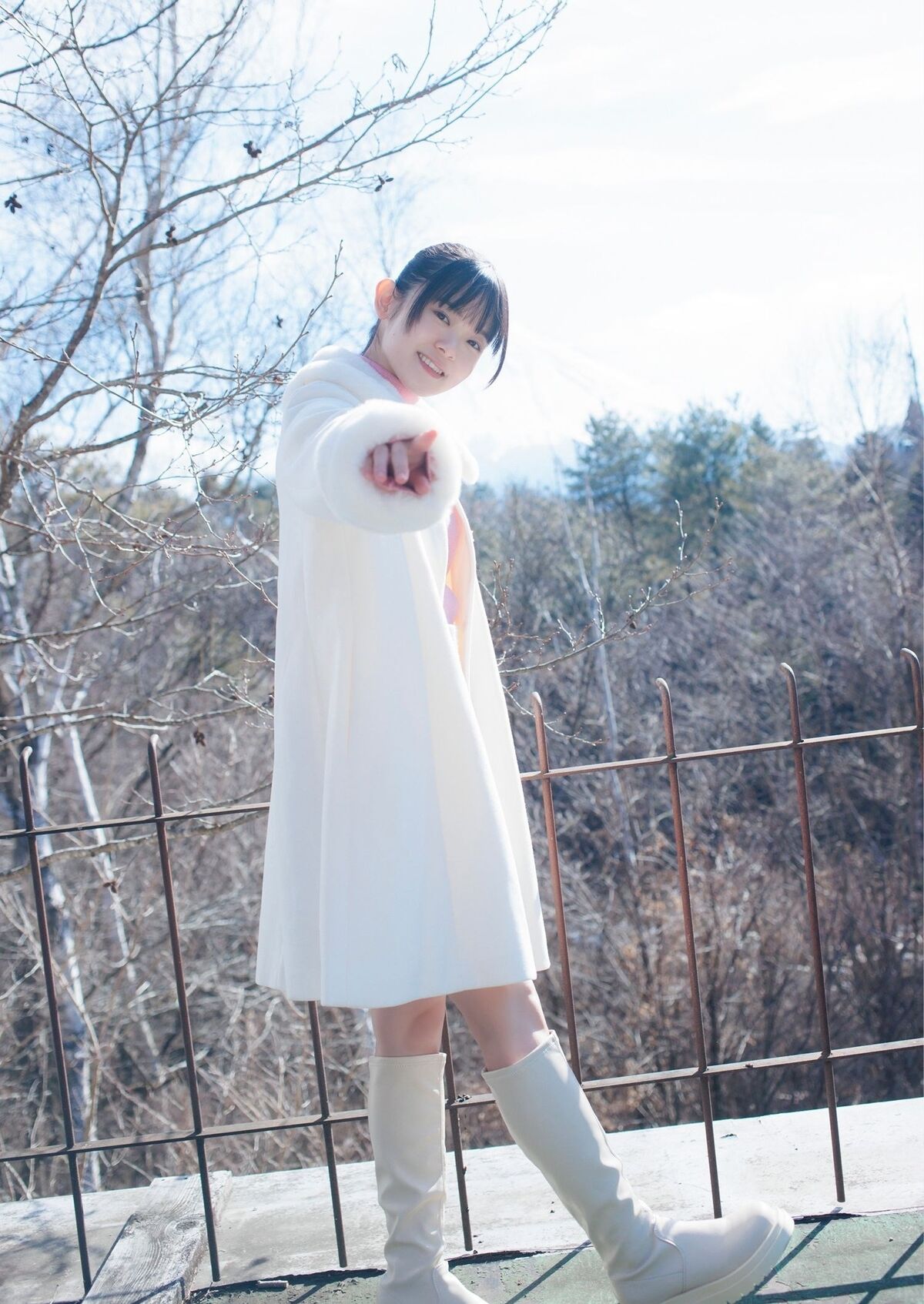 Nozomi Nirei 楡井希実 - デジタル限定 YJ PHOTO BOOK 写真集 可愛すぎて爆発する