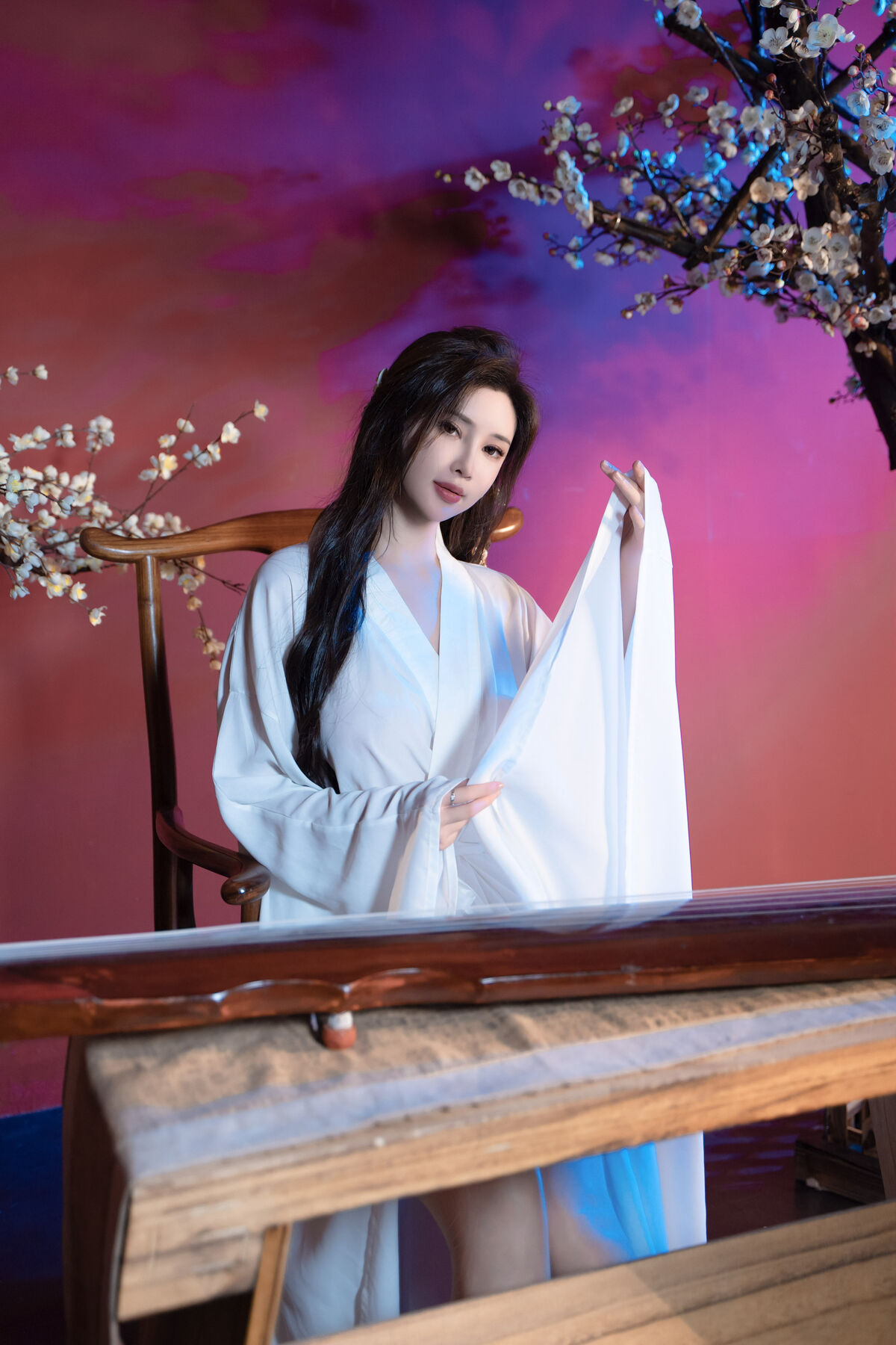 XR Uncensored Zhou Yan Xi 周妍希 - 白衣仙子 Part01