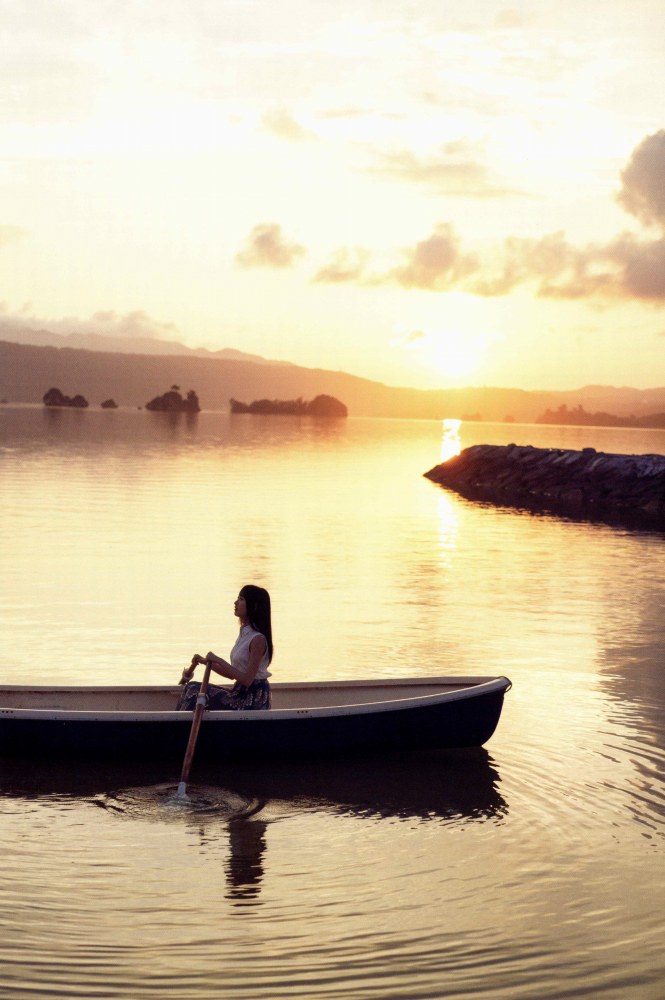 石田千穂 めちゃかわな水着グラビア画像！！