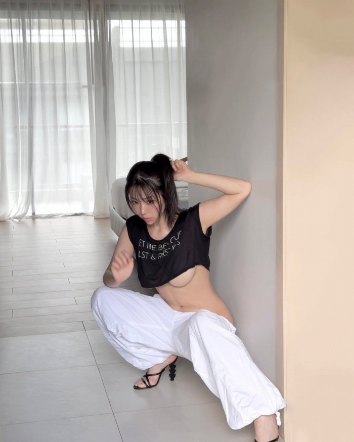 鈴木ふみ奈 Iカップの水着グラビア画像ほか！