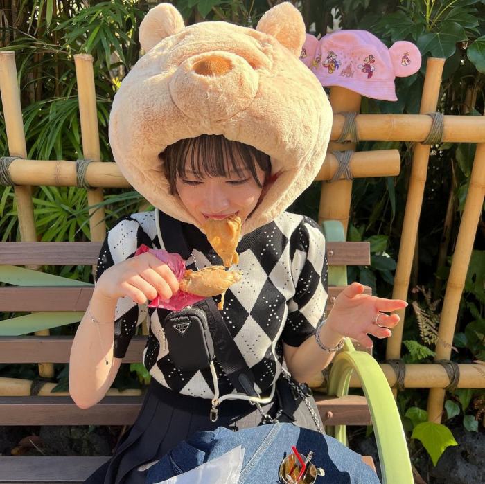 あらた唯 スタイル抜群の水着グラビア画像！