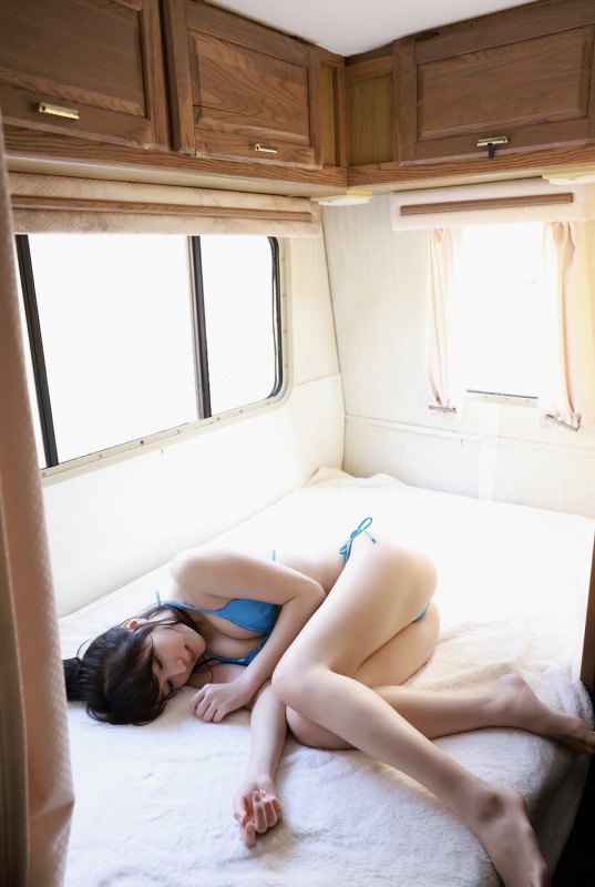 小日向ゆか 萌えるEカップの水着グラビア画像！