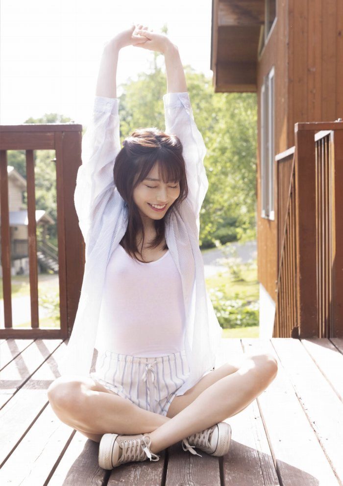 河北彩伽 絵になるEカップ美乳のヌード画像！