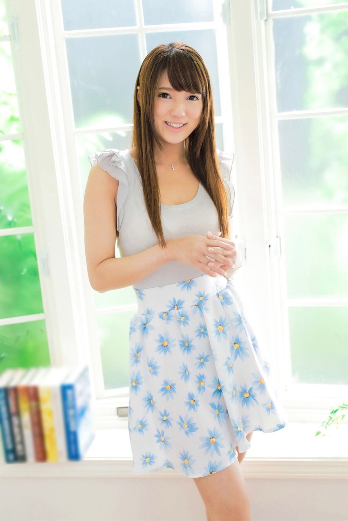 Remu Ryomori 涼森れむ And Nao Wakana 若菜奈央 And 8 Others Part05