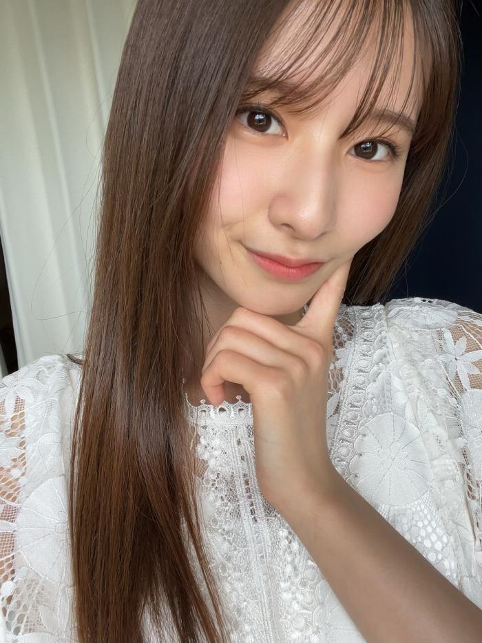 菅原咲月 すべすべ美脚の激かわグラビア画像！