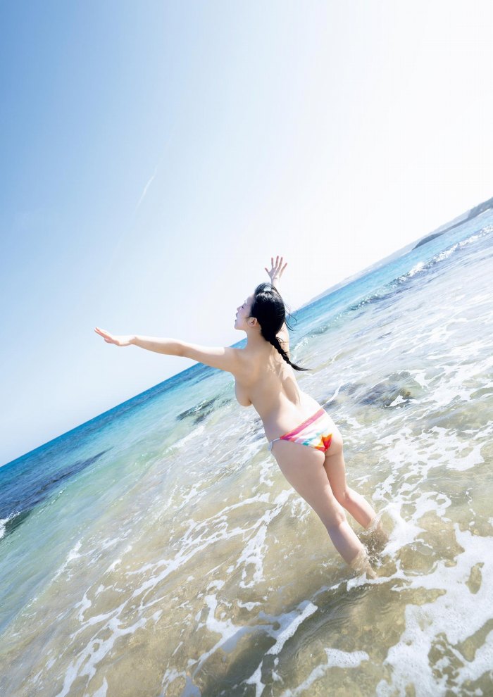 天木じゅん 爆裂Iカップの水着グラビア画像！