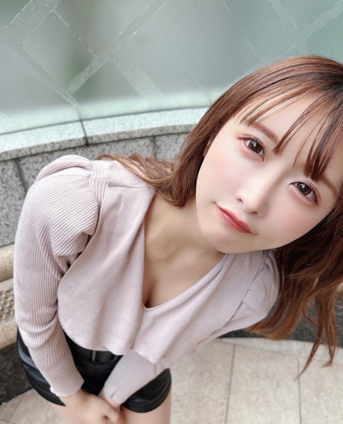 うんぱい Hカップおっぱいのパイパンヌード画像！