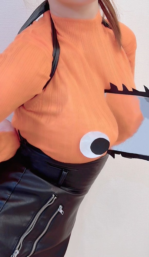 うんぱい Hカップおっぱいのパイパンヌード画像！