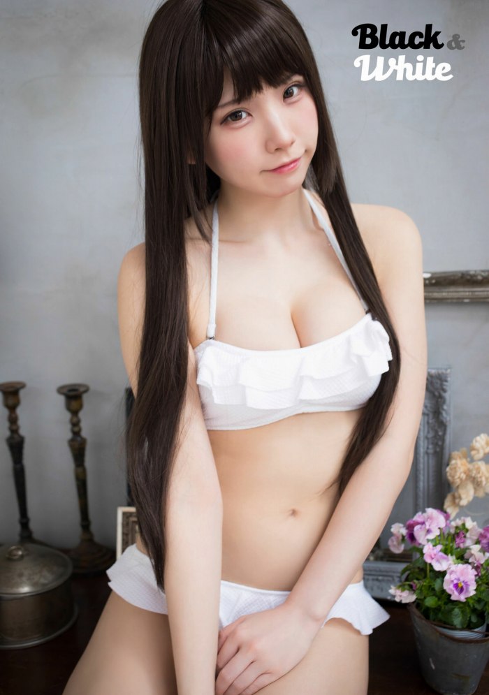 えなこ めっちゃかわいい水着グラビア画像！