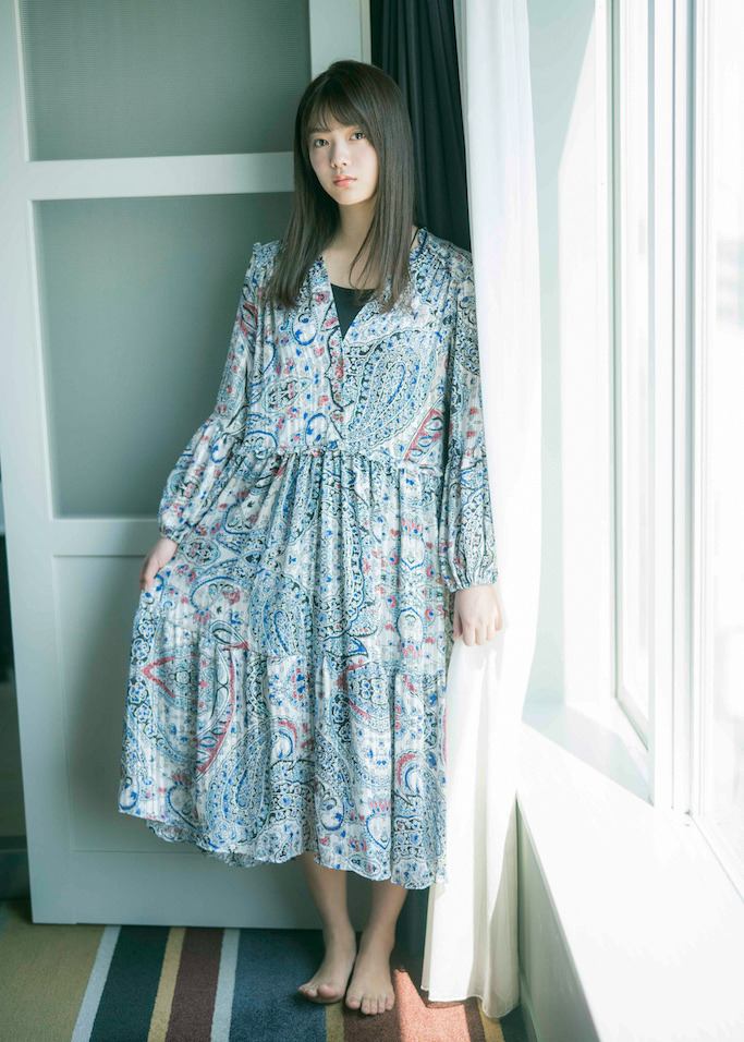 田村保乃 ナチュラルな激かわ水着グラビア画像！
