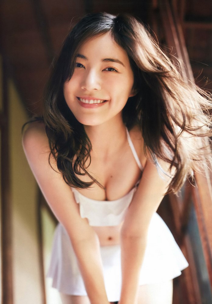 松井珠理奈 水着＆セミヌードグラビア画像！