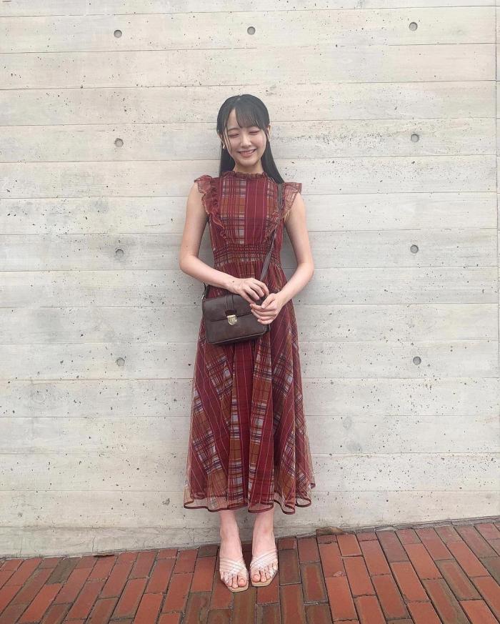 石田千穂 めちゃかわな水着グラビア画像！！