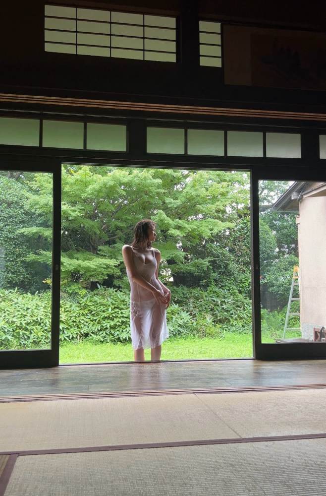 鈴木聖 Fカップが凄い水着＆下着グラビア画像！