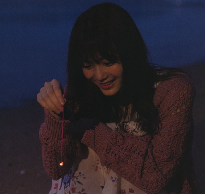 田村保乃 ナチュラルな激かわ水着グラビア画像！