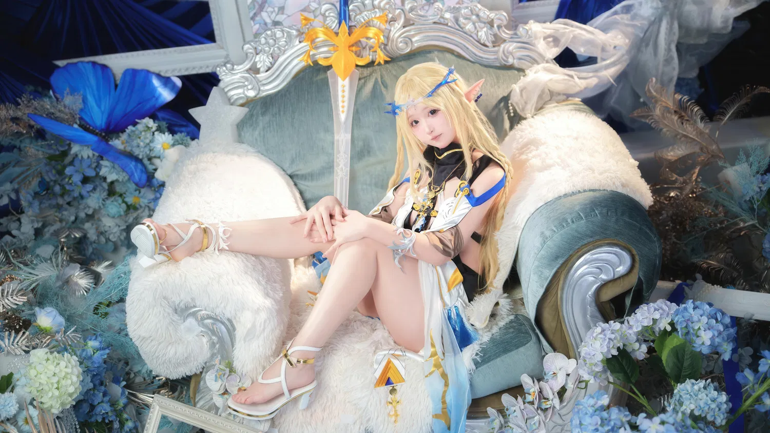 [Cosplay] Seele麦麦 - 鸣潮 菲比&卡提希娅·蓝色花海物语