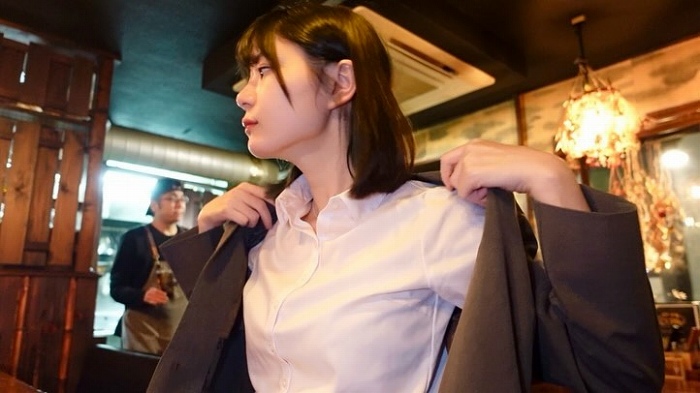 いけちゃん 細身でEカップの水着グラビア画像！