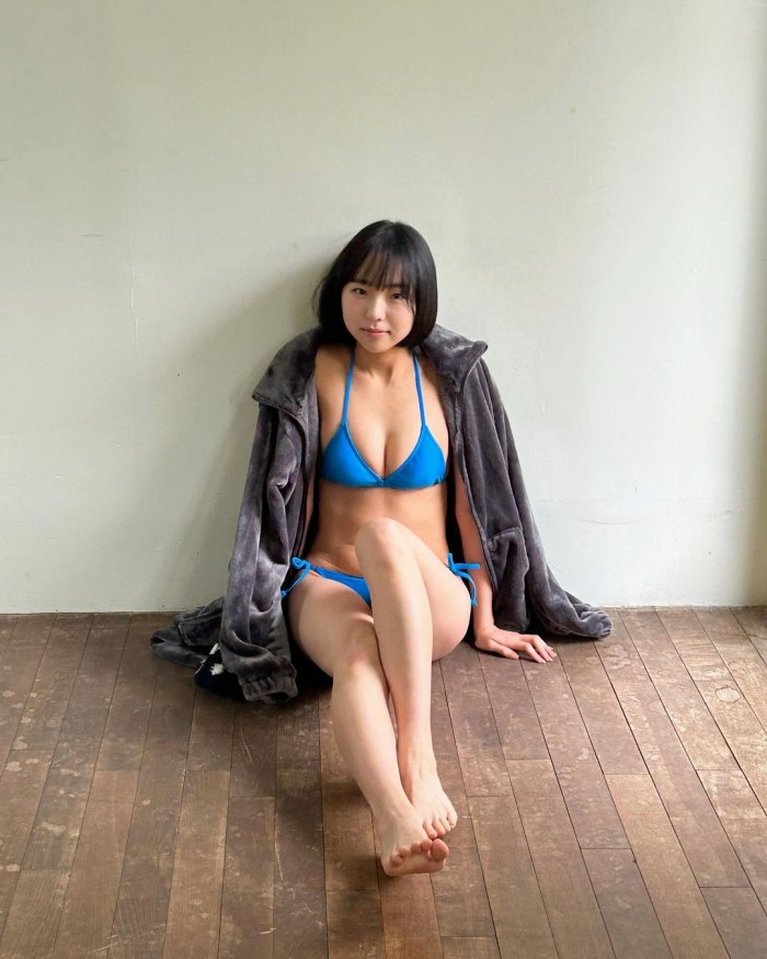 鍛治島彩 キュートな水着グラビアほか画像！