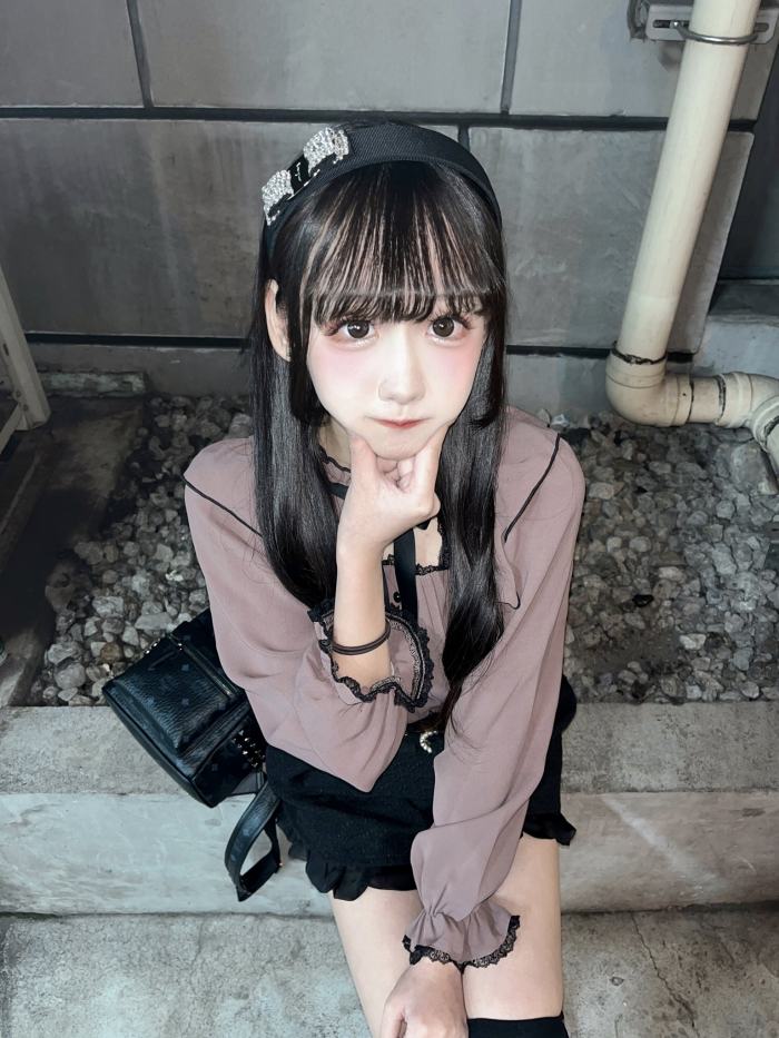 須羽こころ ふわふわバストの水着グラビア画像！