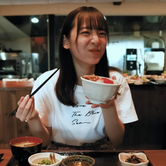 渡辺莉奈 鬼かわなタンクトップグラビア画像他！