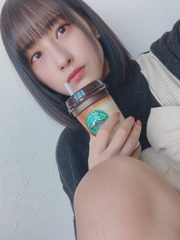 澄田綾乃 はみ出るFカップの水着グラビア画像！