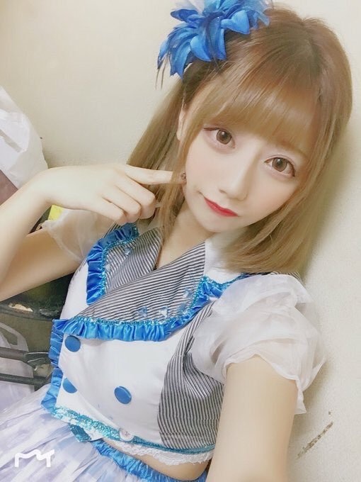 鈴木優香 ちょっと脱ぎすぎ水着グラビア画像！