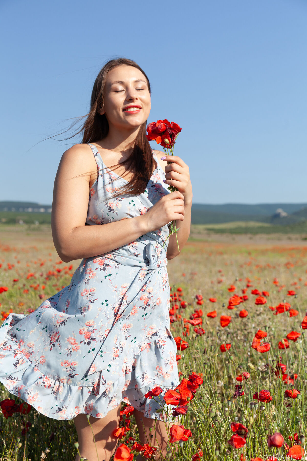 MetArt Sumiko - Poppy Field Part01