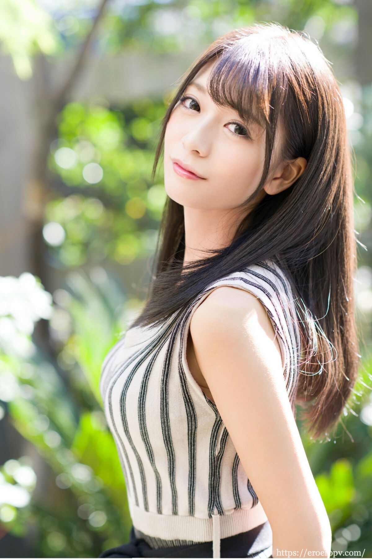 Nonoura Non 野々浦暖 - Prestige Photobook First Shot 初撮